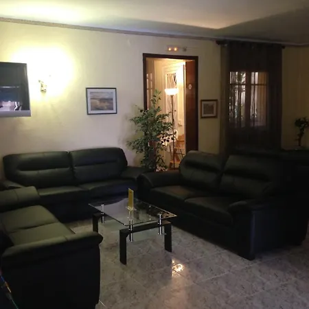 بيت ضيافة Bonavista 2*